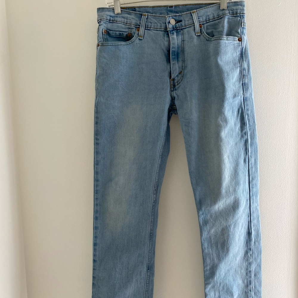 Men’s Light Wash Jeans